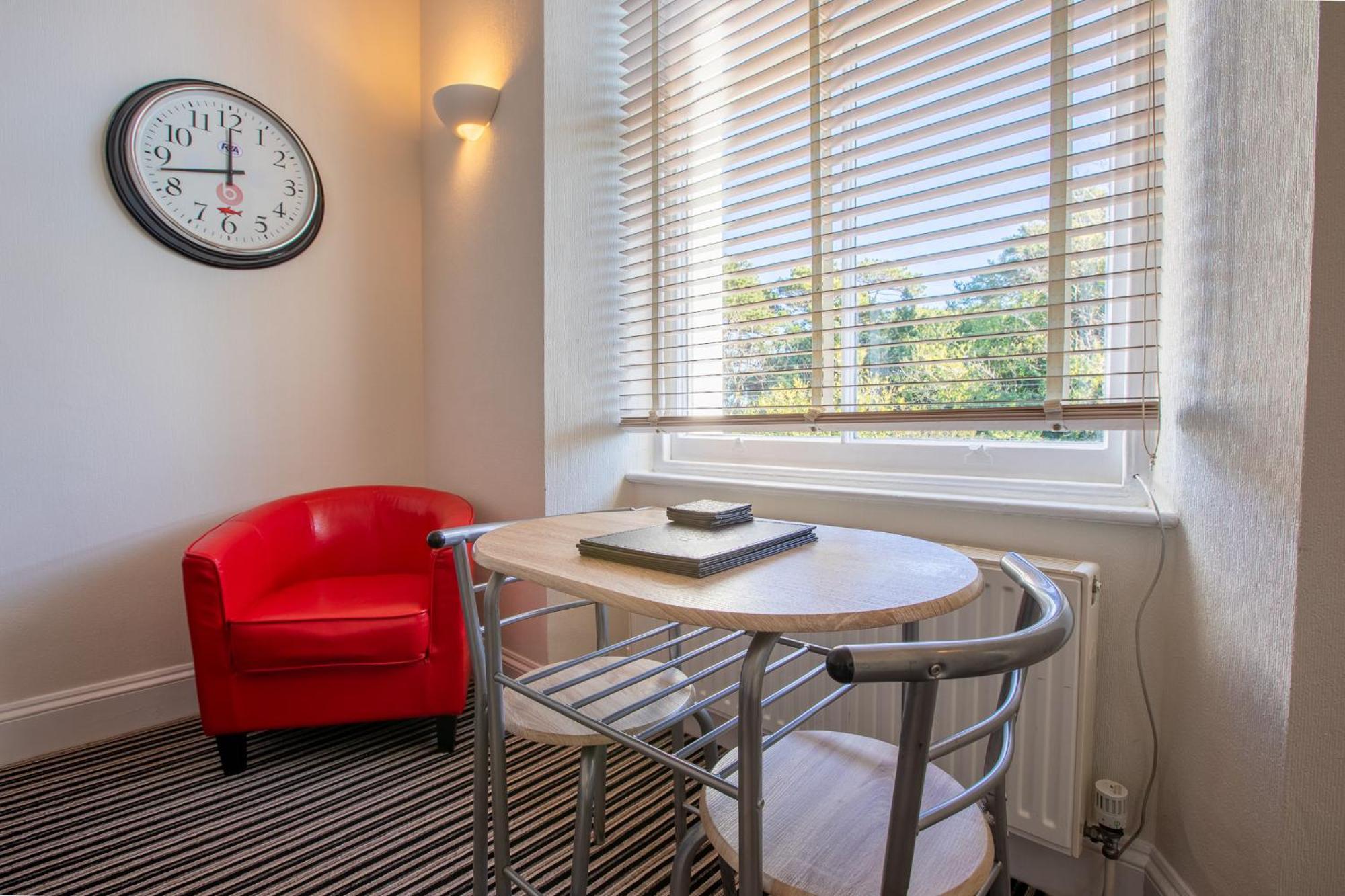 Cosy Flat In Victorian Villa- Parking & Garden Torquay Eksteriør bilde