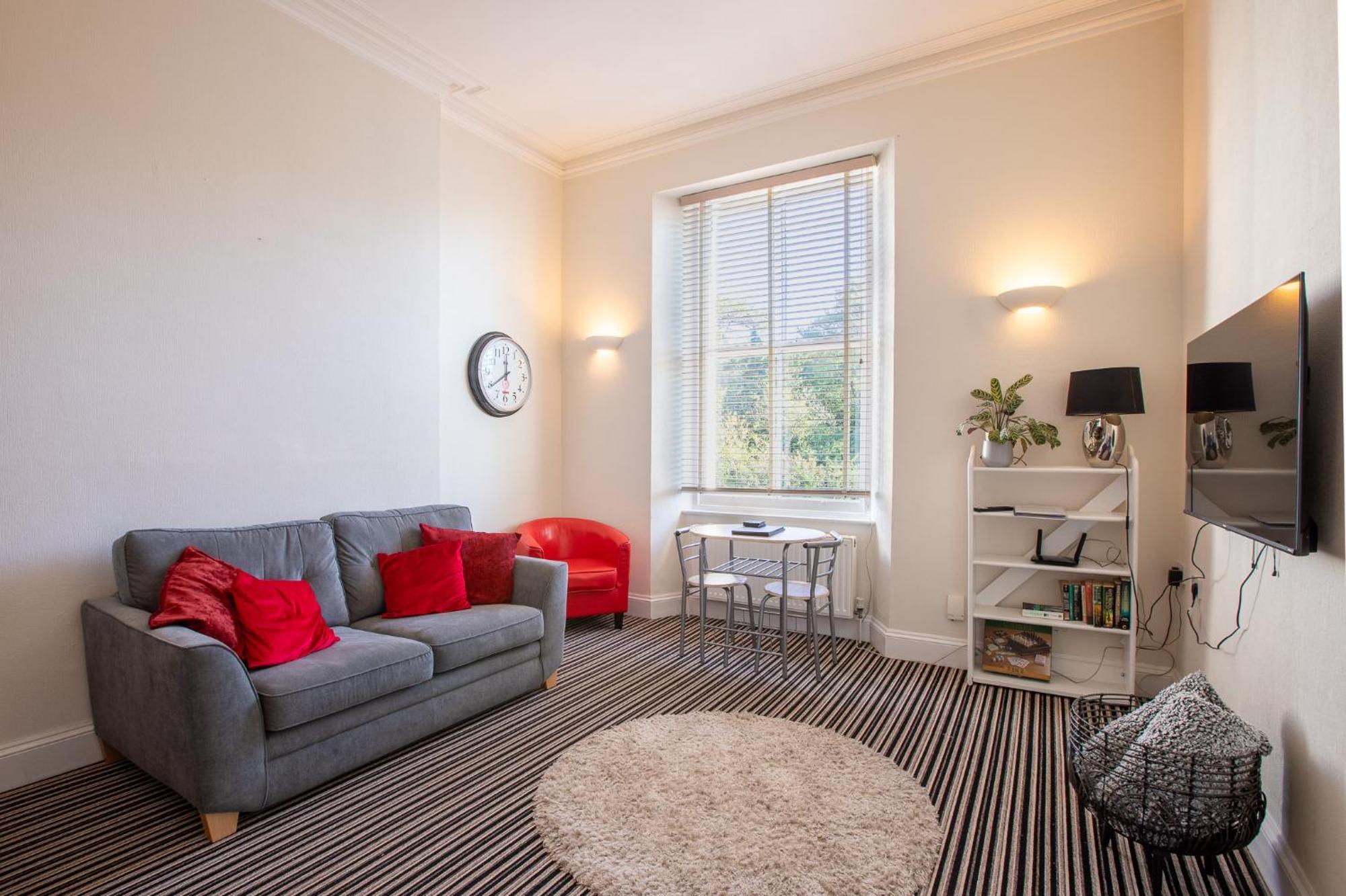 Cosy Flat In Victorian Villa- Parking & Garden Torquay Eksteriør bilde
